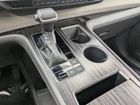 Certified 2022 Toyota Sienna Limited image 12