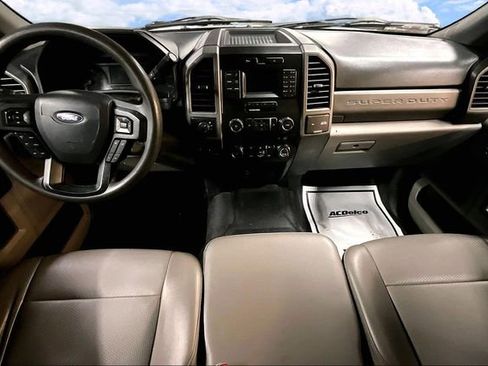 Used 2019 Ford F350 XL w/ Power Equipment Group image 7