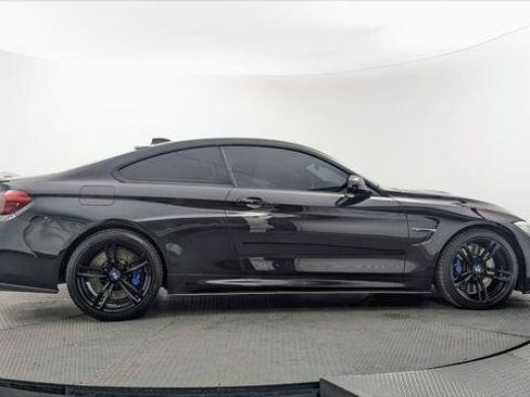 Used 2017 BMW M4 Coupe RWD image 4