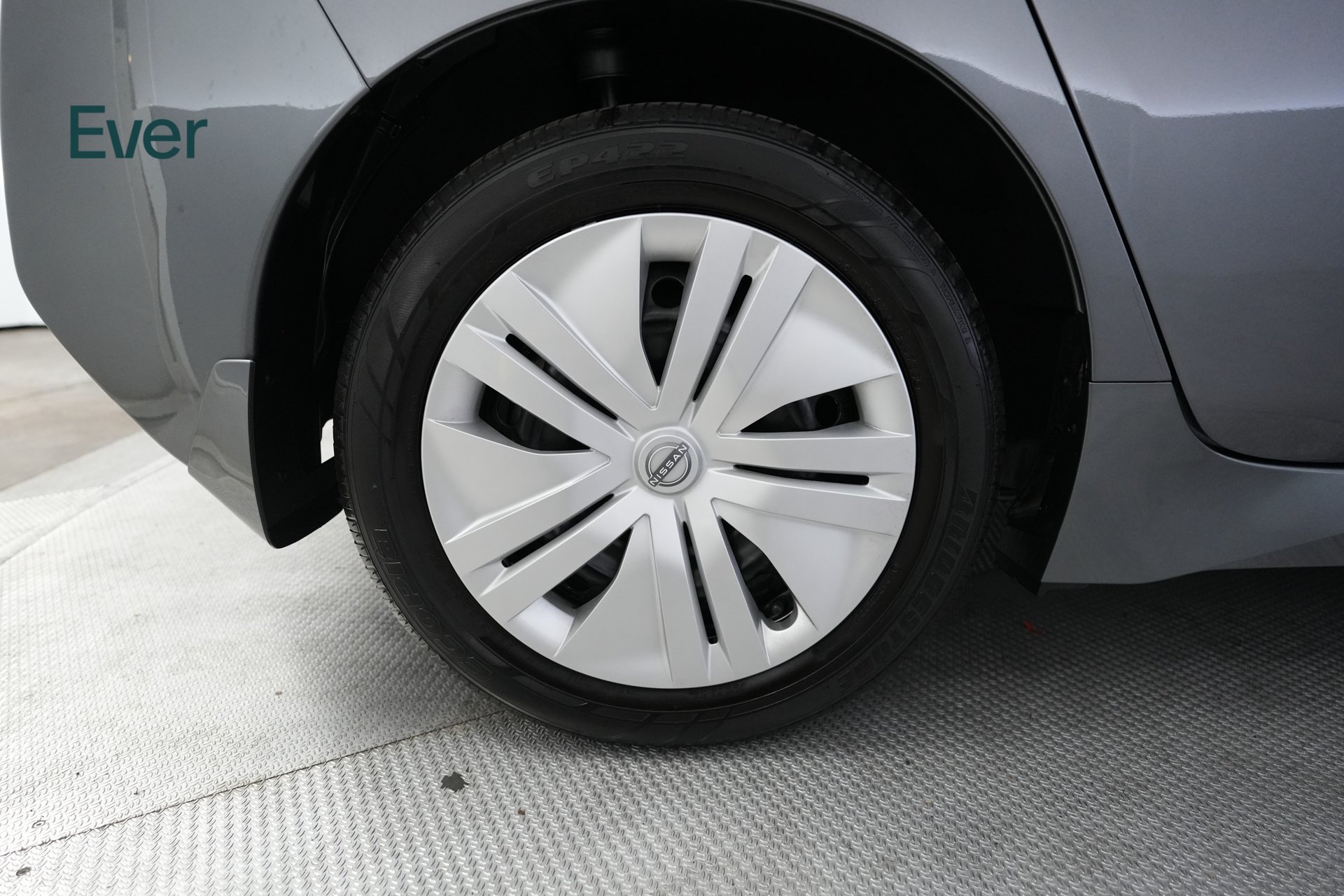Used 2025 Nissan Leaf S FWD image 22