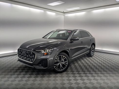 Used 2025 Audi Q8 Prestige image 1