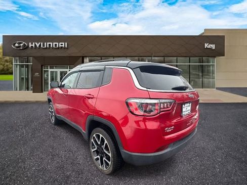 Used 2018 Jeep Compass Limited w/ Navigation Group image 19