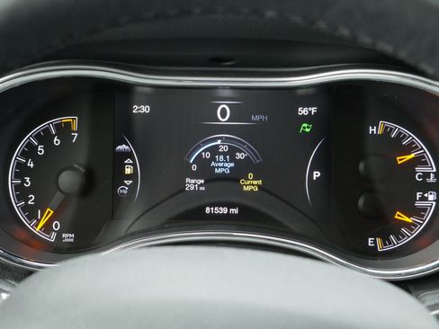 Used 2018 Jeep Grand Cherokee Limited image 8