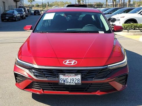 Certified 2025 Hyundai Elantra Hybrid FWD image 32