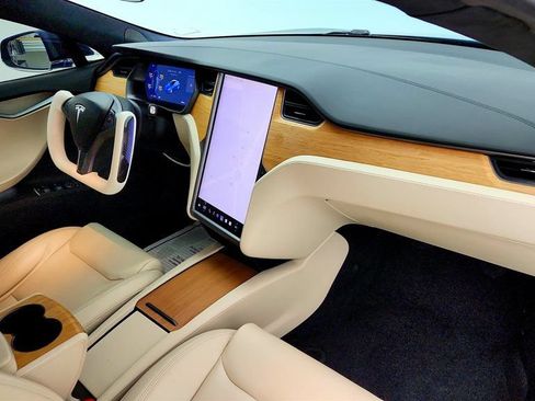 Used 2020 Tesla Model S Long Range Plus AWD/4WD image 28