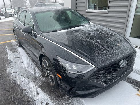 Used 2021 Hyundai Sonata SEL Plus w/ Tech Package image 3