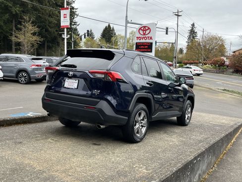 Certified 2025 Toyota RAV4 XLE AWD/4WD image 8