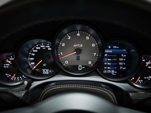 Used 2018 Porsche 911 Targa 4 GTS image 20