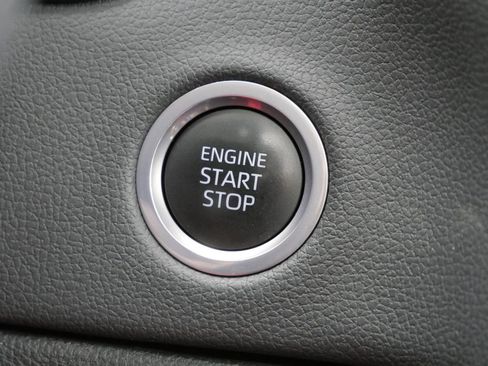 Used 2022 Toyota Tundra Limited AWD/4WD image 44
