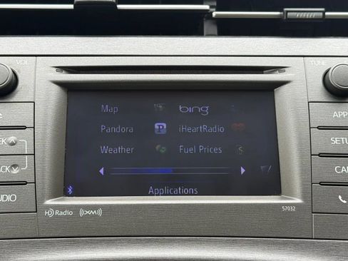 Used 2015 Toyota Prius Three FWD image 17