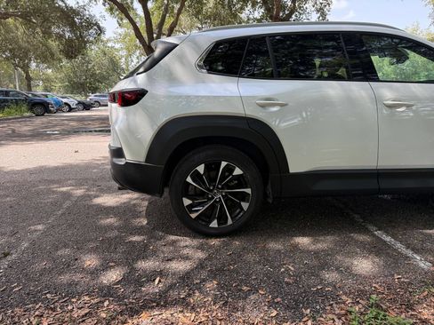 Used 2025 MAZDA CX-50 2.5 Hybrid w/ Premium Plus Pkg AWD/4WD image 17