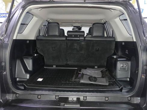 Used 2020 Toyota 4Runner Limited AWD/4WD image 9