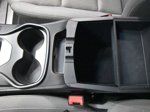 Used 2017 Hyundai Santa Fe SE FWD image 20