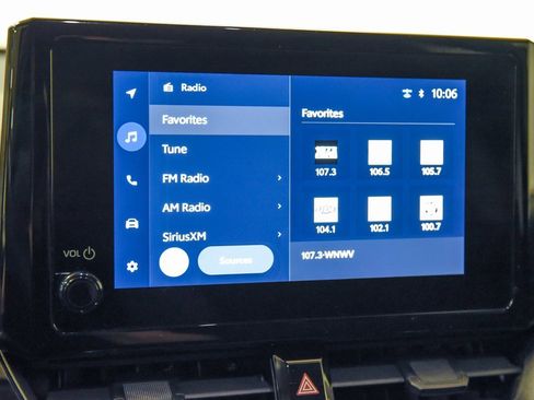 Used 2023 Toyota Corolla Cross LE image 19