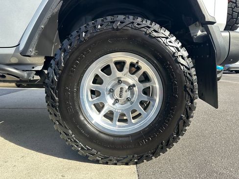 Used 2024 Jeep Wrangler Unlimited Rubicon 4xe image 27