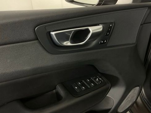 Certified 2023 Volvo XC60 B5 Core w/ Climate Package image 27