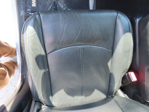 Used 2018 RAM 1500 Laramie RWD image 43
