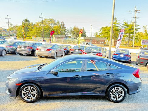 Used 2018 Honda Civic LX image 7