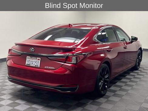 Certified 2023 Lexus ES 300h F Sport w/ Accessory Package (Z2) FWD image 5