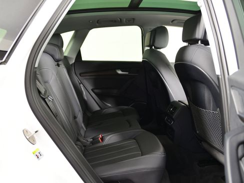 Certified 2025 Audi Q5 Premium w/ Convenience Plus Package image 23