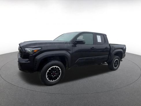 Used 2025 Toyota Tacoma TRD Off-Road image 8