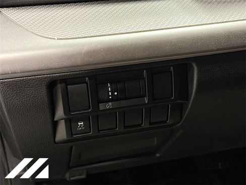 Used 2015 Subaru Outback 2.5i Premium image 9