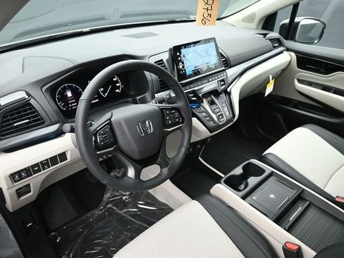 New 2026 Honda Odyssey Elite image 16