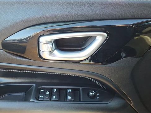 Certified 2022 Jeep Compass Altitude image 25