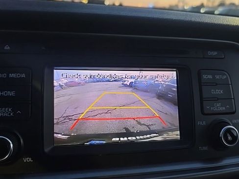 Used 2017 Kia Optima LX image 12