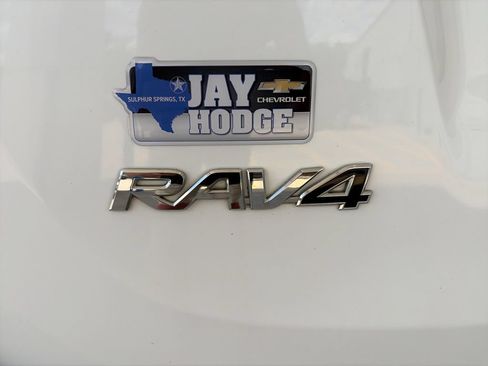 Used 2013 Toyota RAV4 LE FWD image 22