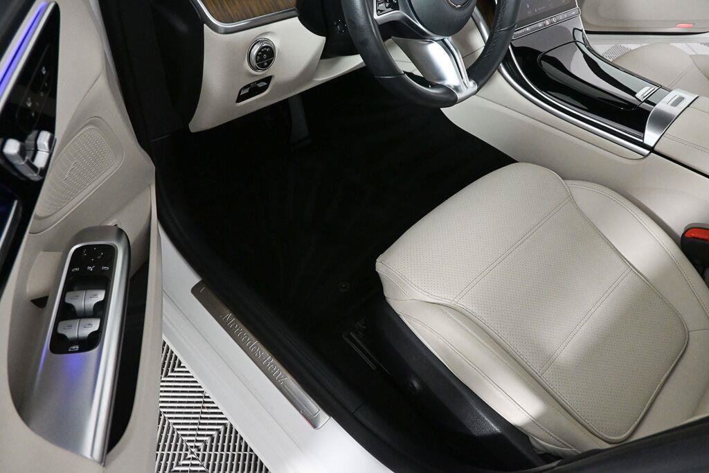 Certified 2024 Mercedes-Benz C 300 Sedan image 15