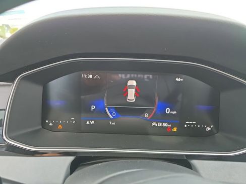 New 2026 Volkswagen Jetta SE FWD image 10