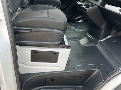 Used 2023 Mercedes-Benz Sprinter 2500 image 32