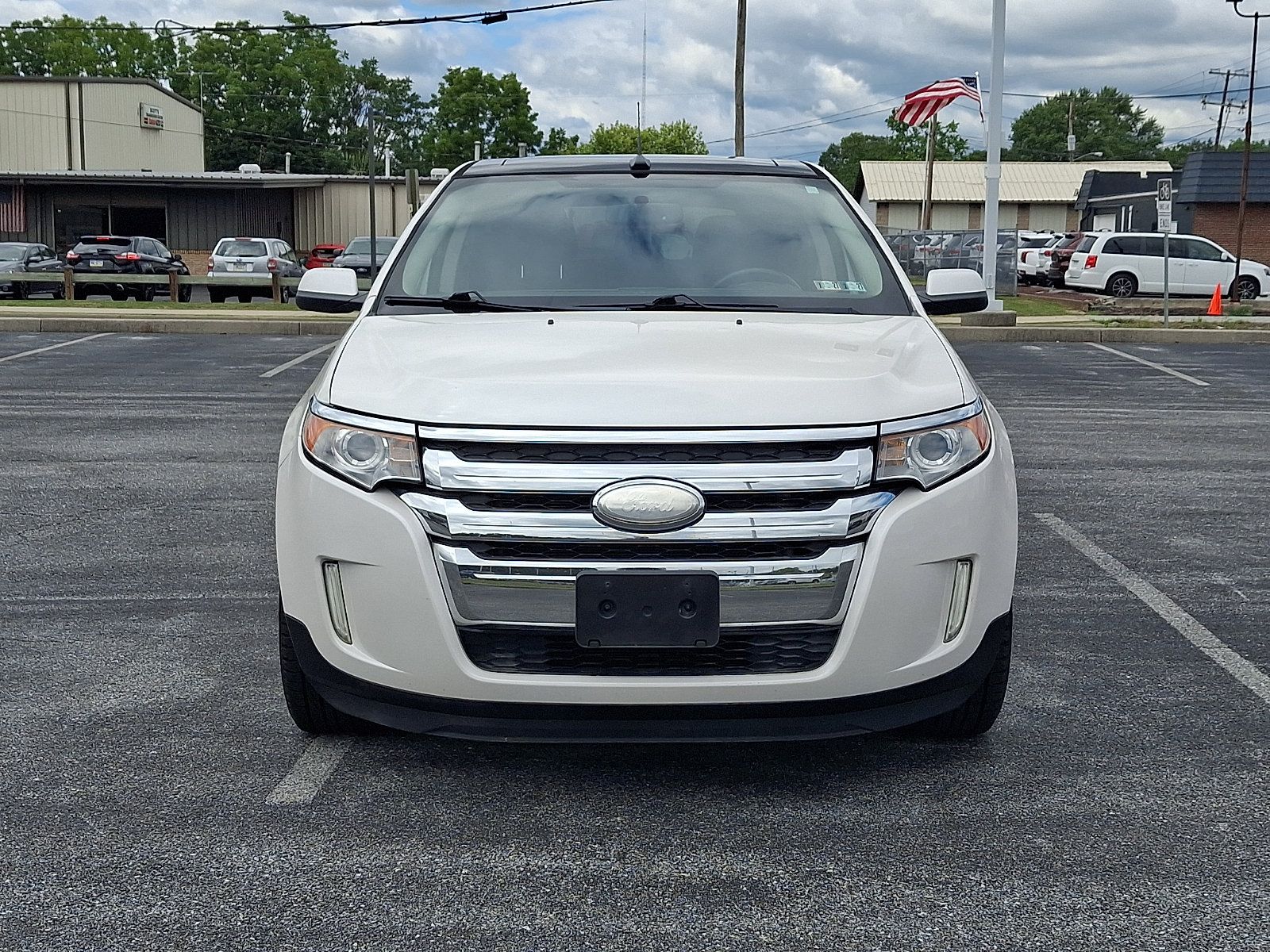 Used 2013 Ford Edge Limited AWD/4WD image 2