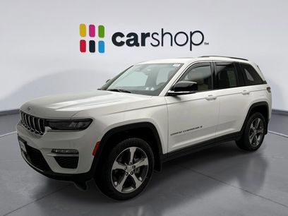 Used 2023 Jeep Grand Cherokee Limited w/ Rear Seat Video Group I