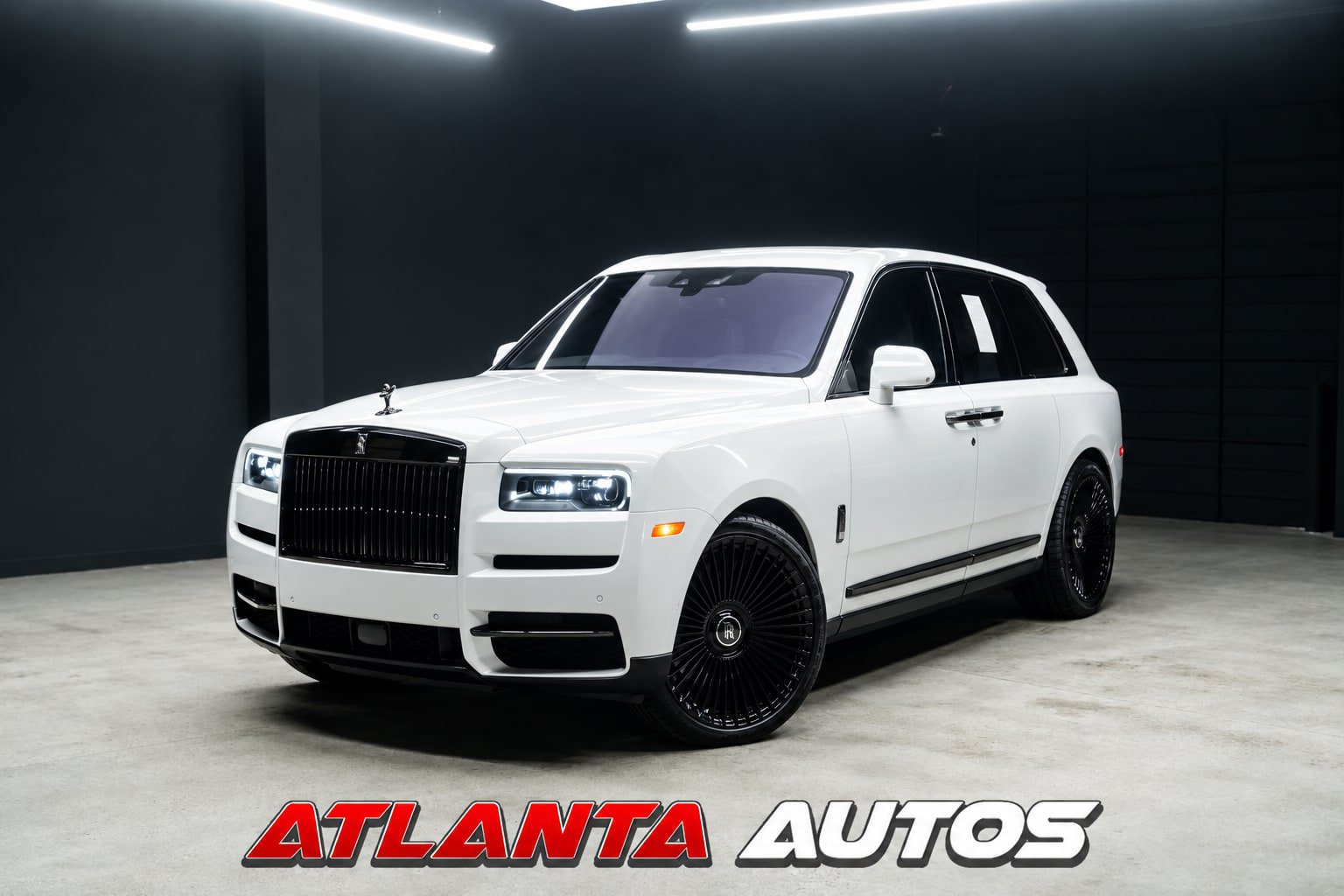 Used 2023 Rolls-Royce Cullinan Black Badge AWD/4WD image 1