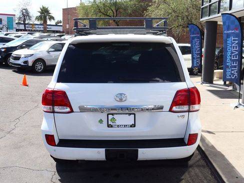 Used 2008 Toyota Land Cruiser image 10