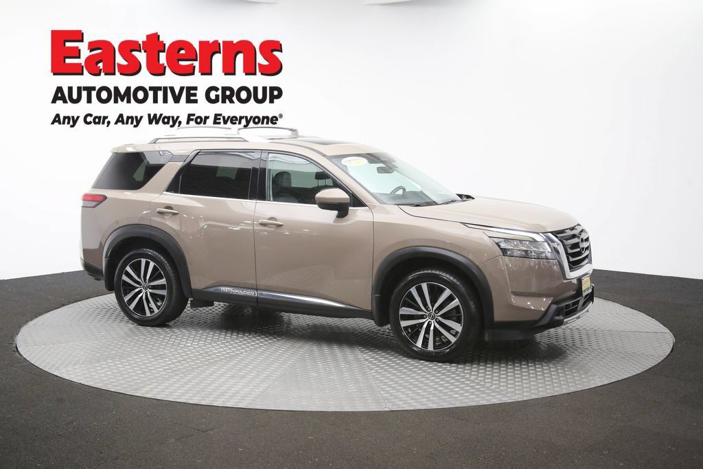 Used 2023 Nissan Pathfinder Platinum w/ Cargo Package AWD/4WD image 52