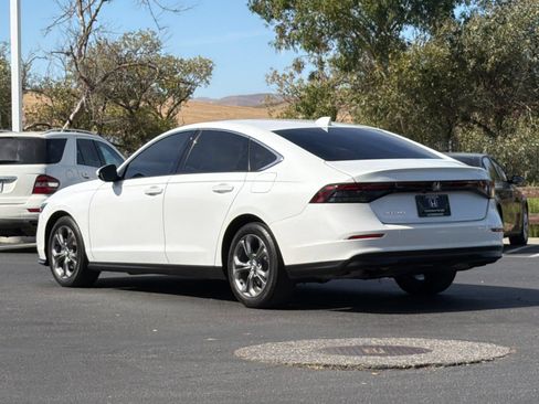 Used 2024 Honda Accord EX image 4
