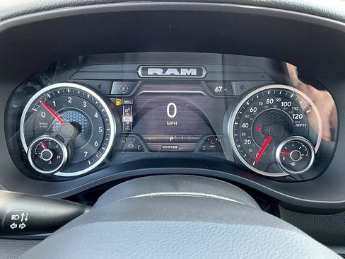 New 2026 RAM 1500 4x4 Crew Cab image 17