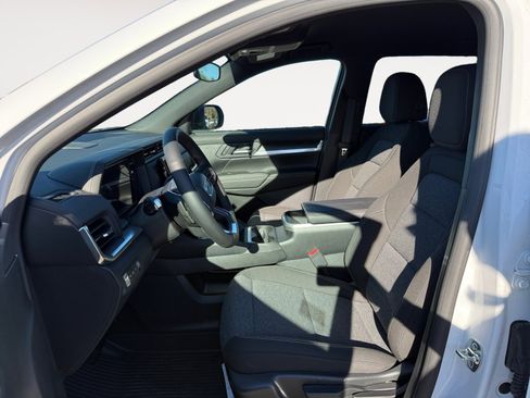 New 2026 GMC Terrain Elevation image 10