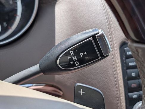 Used 2012 Mercedes-Benz GL 320 BlueTEC 4MATIC image 22