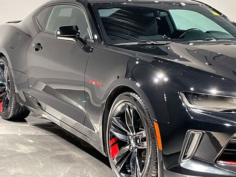 Used 2018 Chevrolet Camaro LT w/ Redline Edition image 17