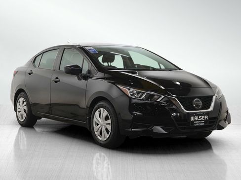 Used 2020 Nissan Versa S image 7