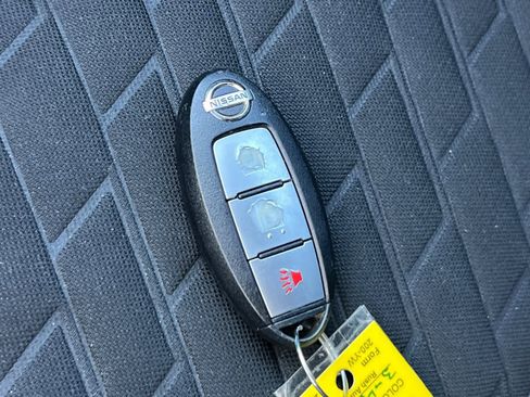 Used 2021 Nissan Kicks S image 23