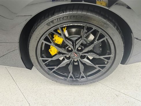 Certified 2025 Chevrolet Corvette Stingray Premium Conv w/ Z51 Performance Package image 27