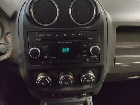 Used 2016 Jeep Patriot Sport w/ Power Value Group FWD image 25