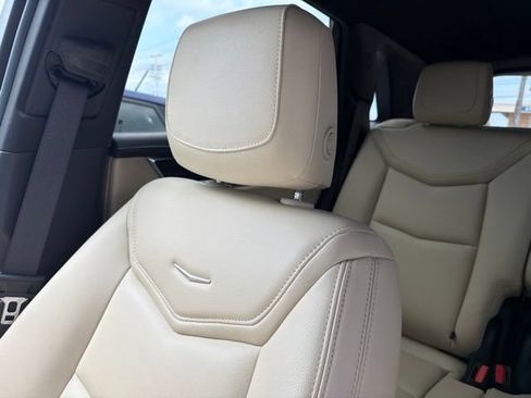 Used 2018 Cadillac XT5 AWD image 22