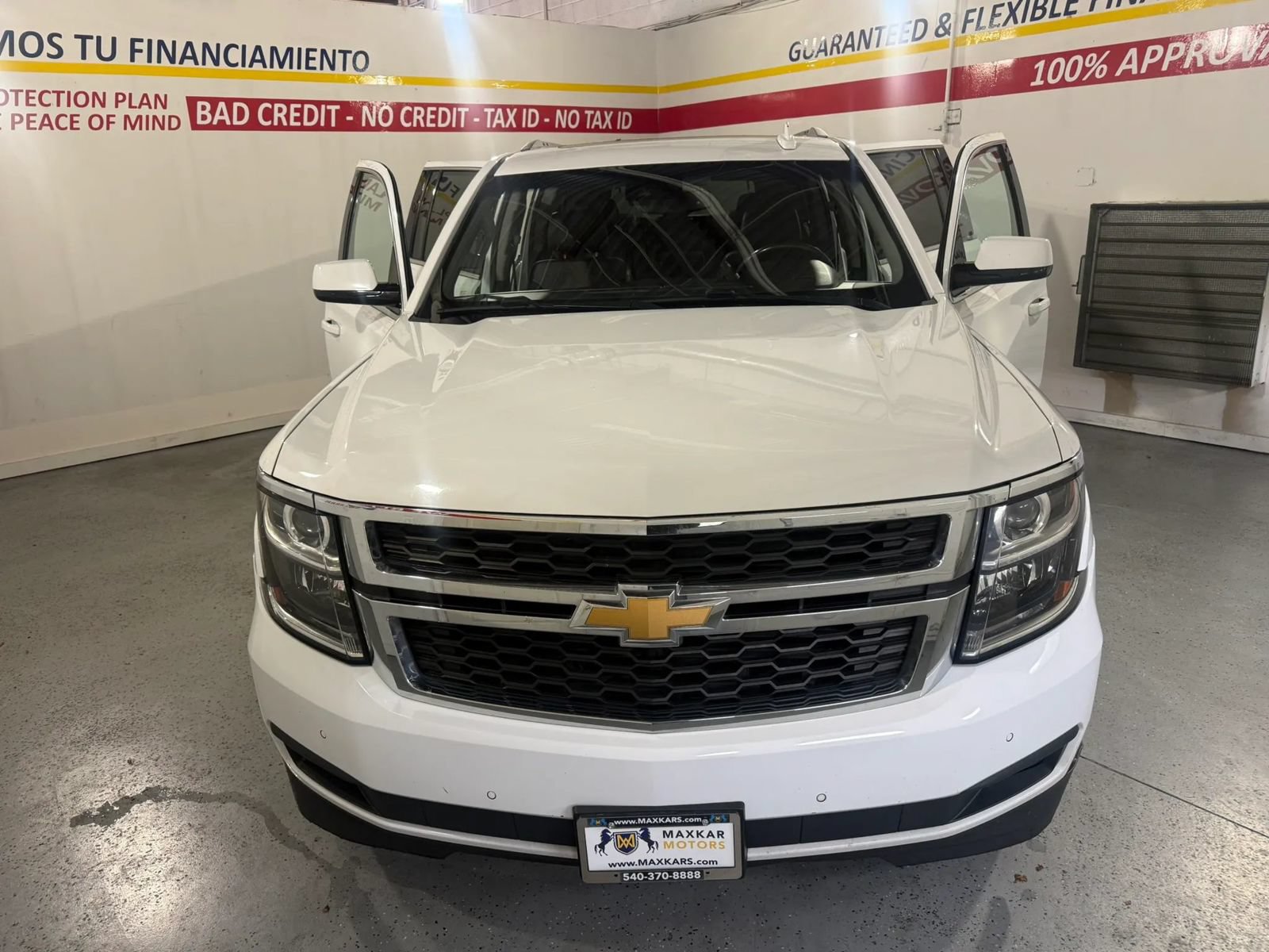 Used 2019 Chevrolet Suburban LT AWD/4WD image 12