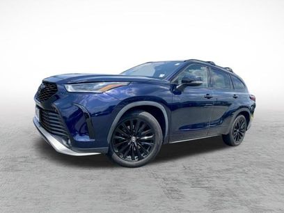 Used 2023 Toyota Highlander XSE